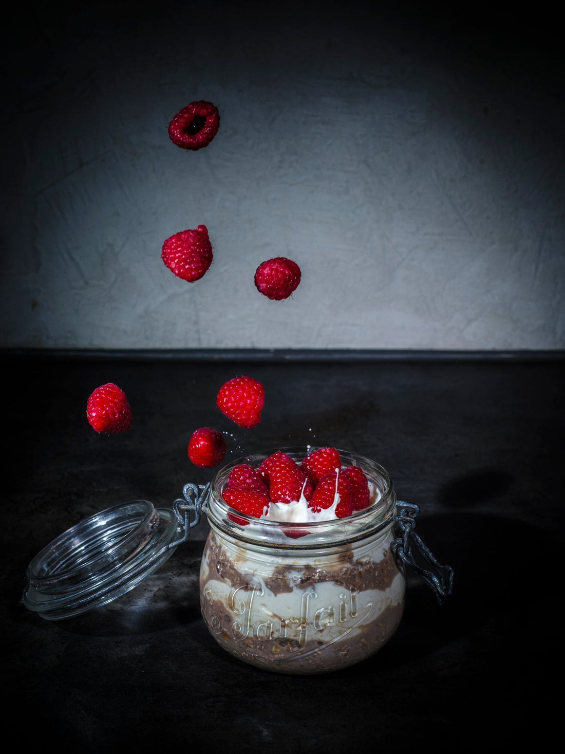Vegansk overnight oats hallon & choklad
