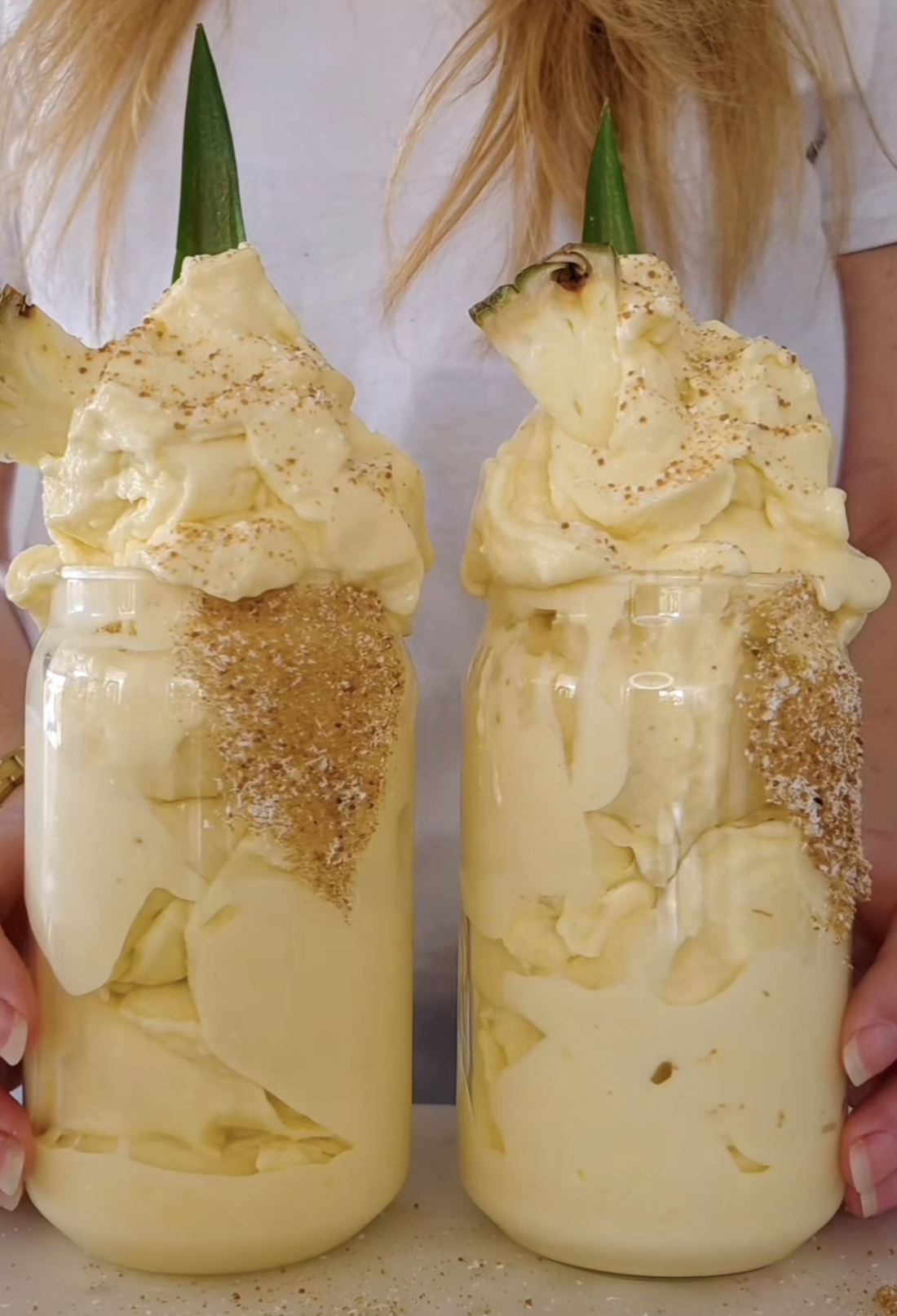 Piña colada-nicecream med ananas, mango och kokos, gjord med POW kaseinprotein vanilj"